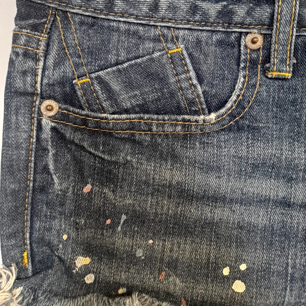 ● AEROPOSTALE | CUT OFF & PAINT DOTS SHORT - Picture 6 of 16